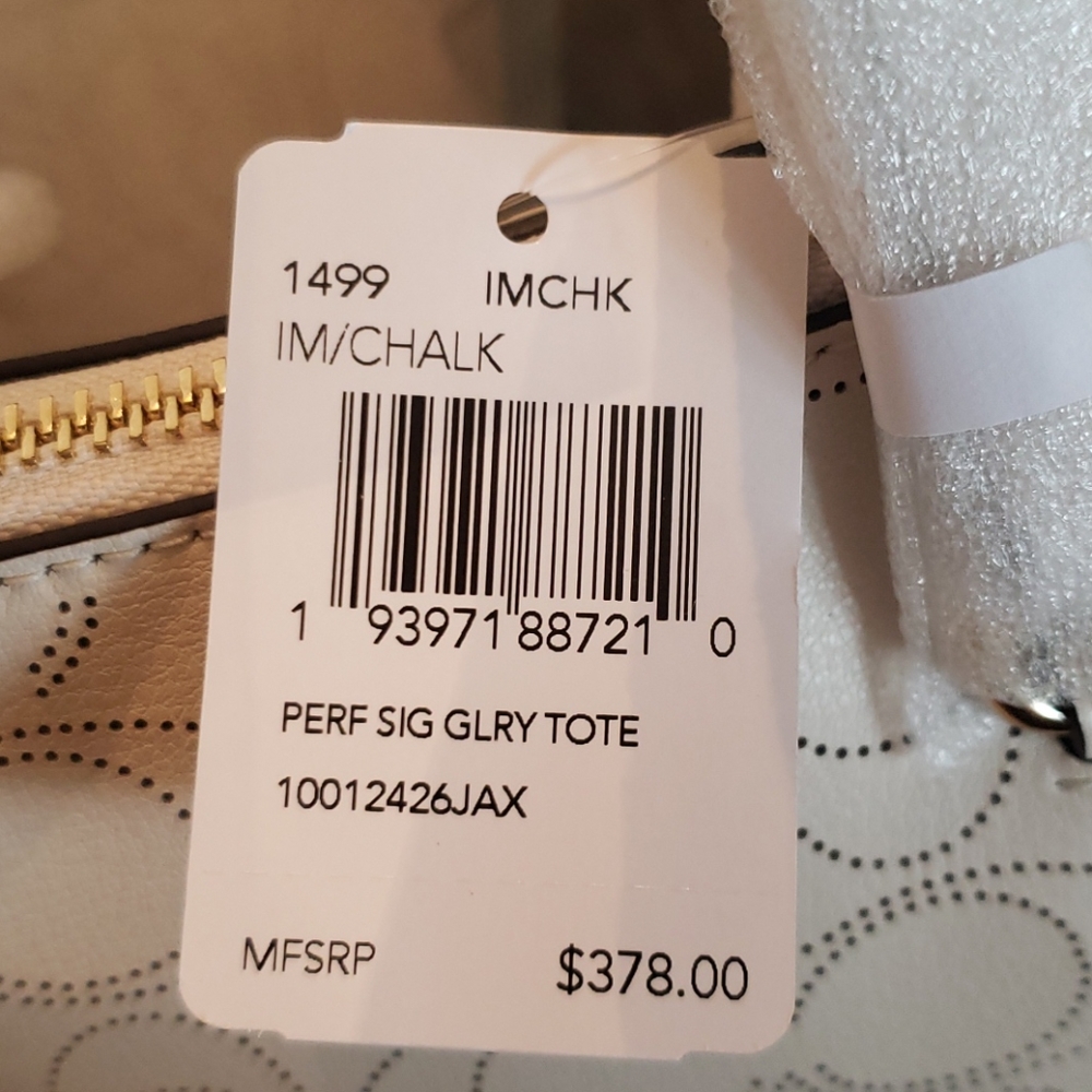 Tote & Wallet - Picture 5 of 7